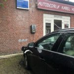 Laden electrische auto autobedrijf Karel Hol Gemert